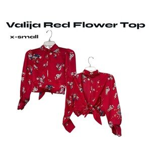 Valija Red Floral Women's Top